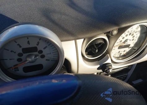 2002 Mini Cooper from USA, damaged, VIN WMWRC33432TE11764